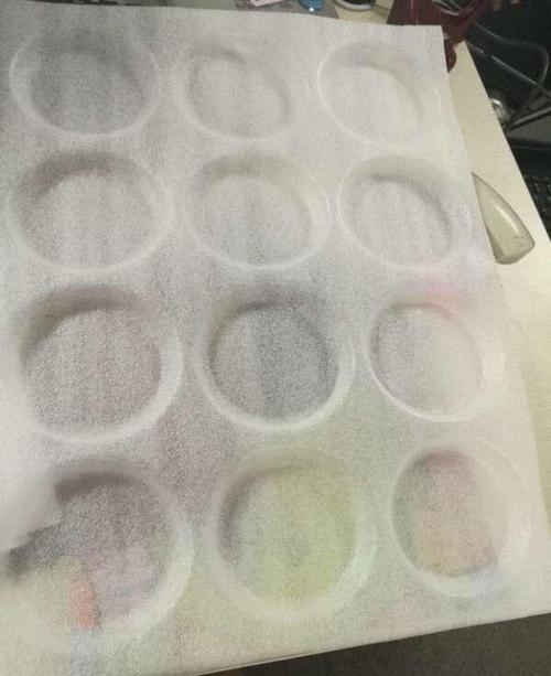求购吸塑托盘 全彩led屏安装方法